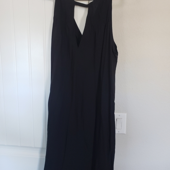 Old navy black dress - Picture 2 of 4